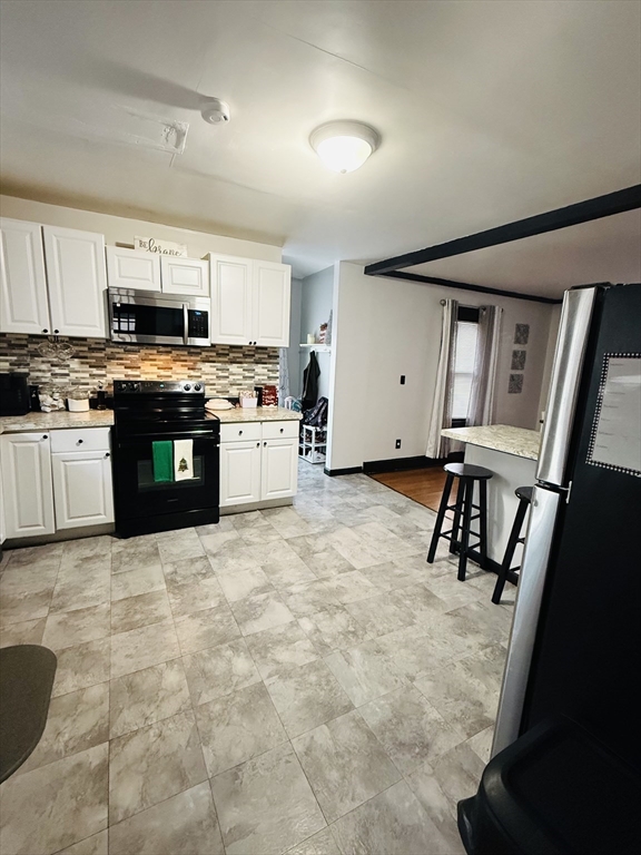 59 Daviston Street Springfield, MA 01108 - Photo 12 of 26