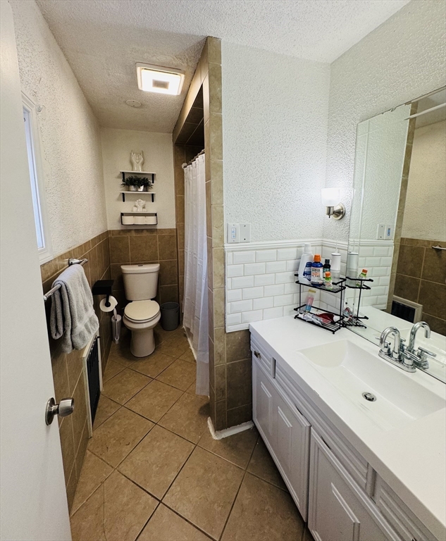 59 Daviston Street Springfield, MA 01108 - Photo 15 of 26