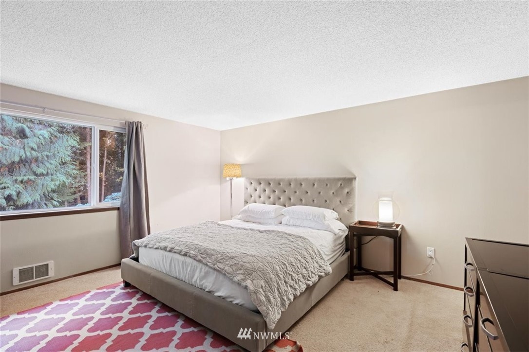 16528 23rd Avenue Southeast, Unit D2 Bothell, WA 98012 - Photo 19 of 28 Gallery Image 19