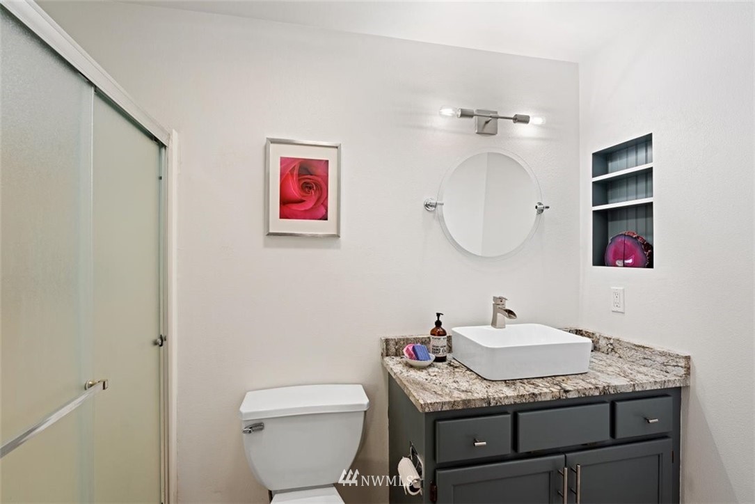 16528 23rd Avenue Southeast, Unit D2 Bothell, WA 98012 - Photo 22 of 28 Gallery Image 22