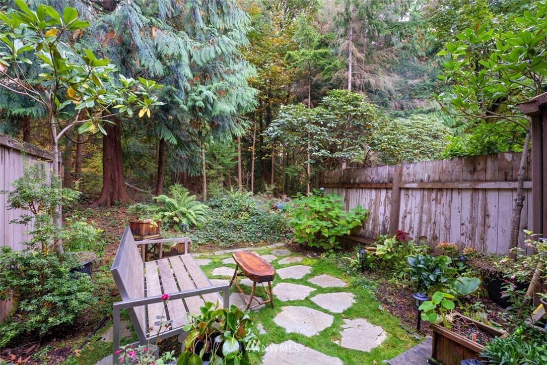 16528 23rd Avenue Southeast, Unit D2 Bothell, WA 98012 - Photo 26 of 28 Gallery Image 26