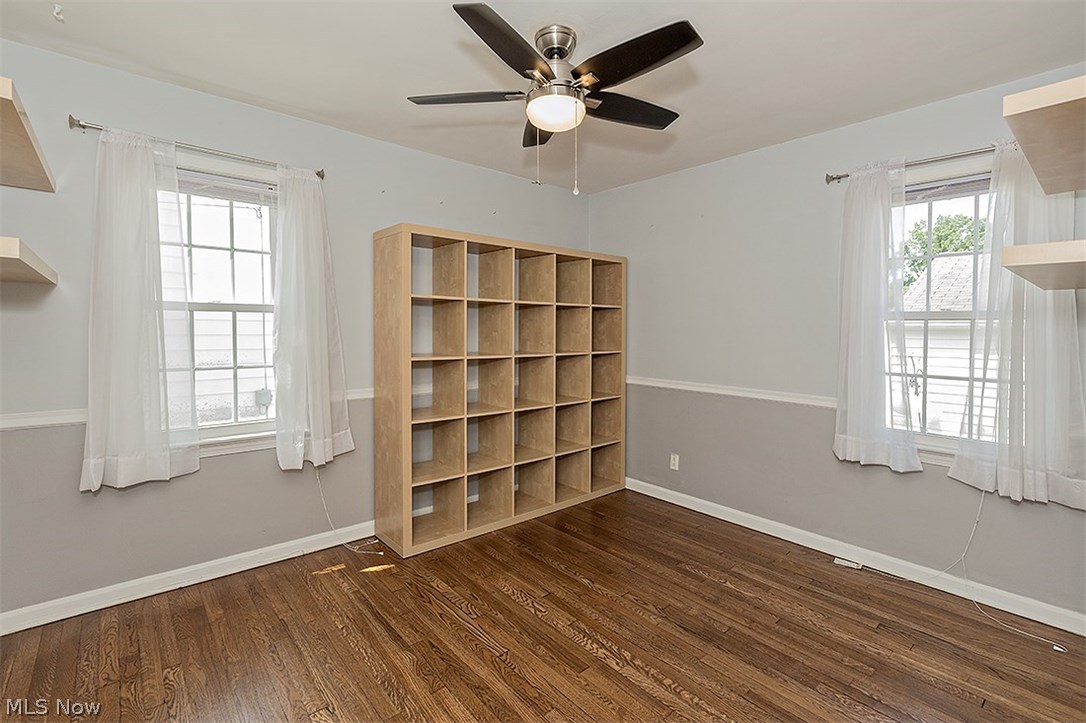 1652 Edgefield Road Lyndhurst, OH 44124 - Photo 15 of 35