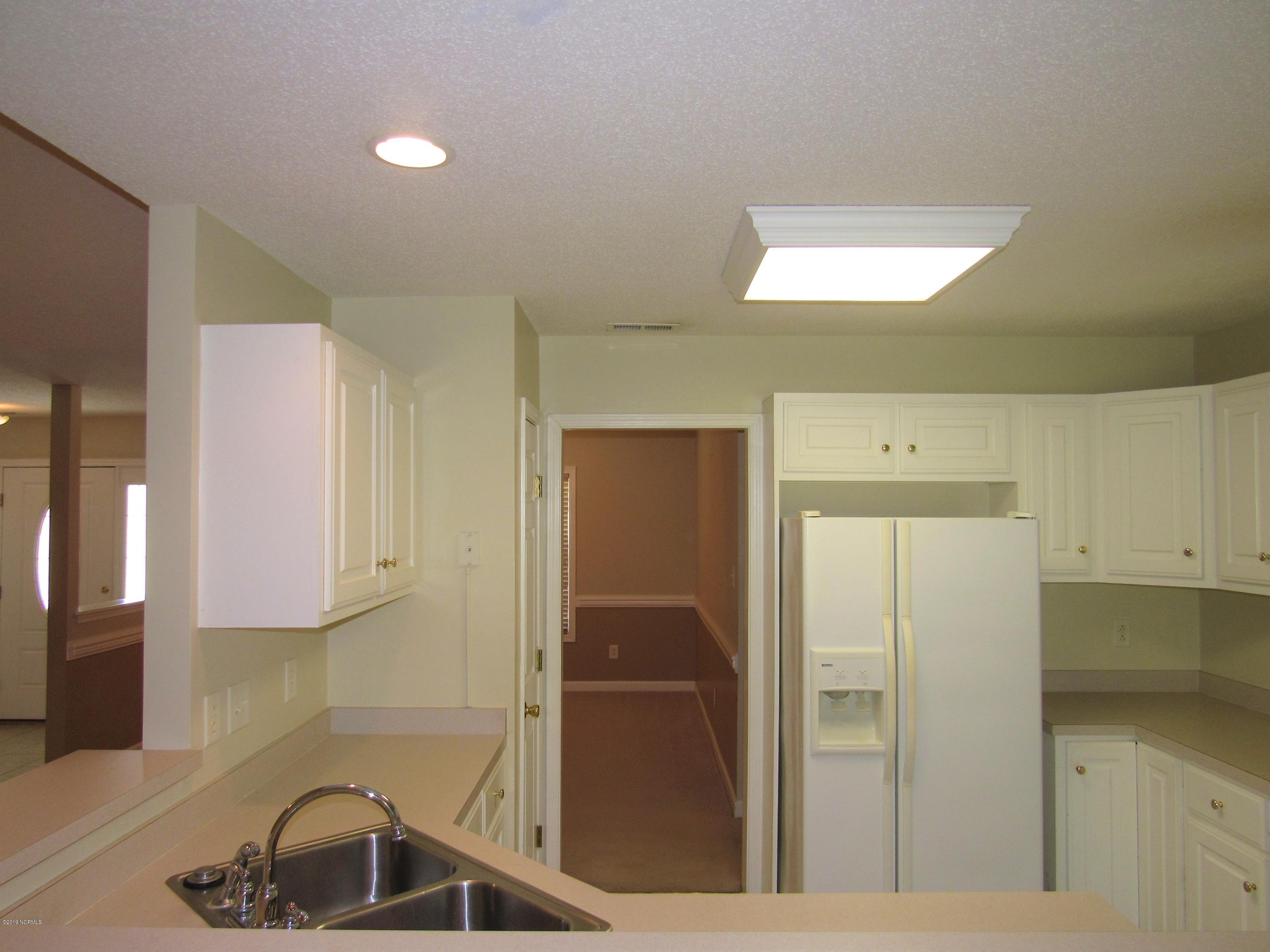 413 Marsha's Way Havelock, NC 28532 - Photo 20 of 48 Kitchen (2)