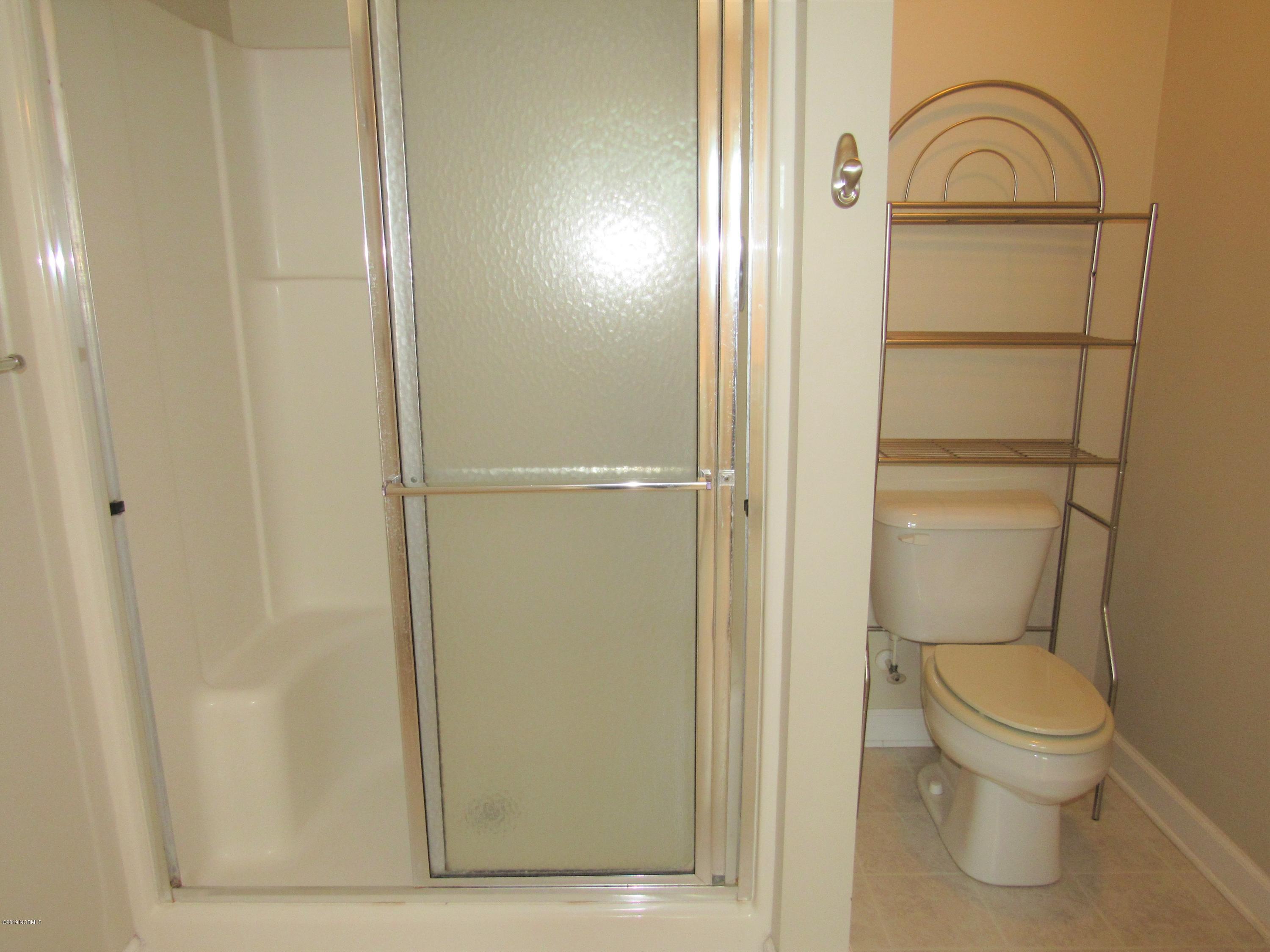 413 Marsha's Way Havelock, NC 28532 - Photo 41 of 48 Master bathroom