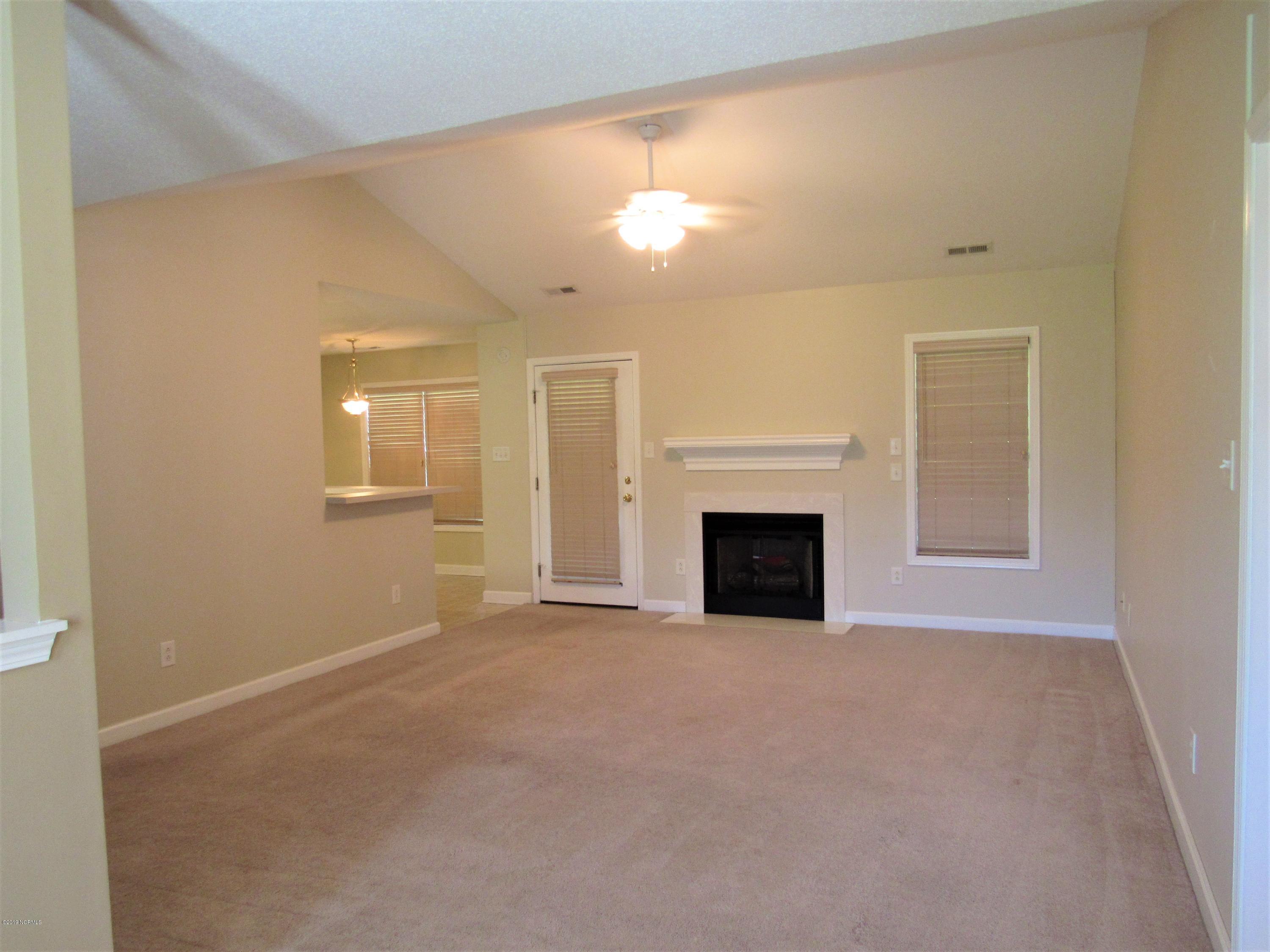 413 Marsha's Way Havelock, NC 28532 - Photo 6 of 48 Living Room