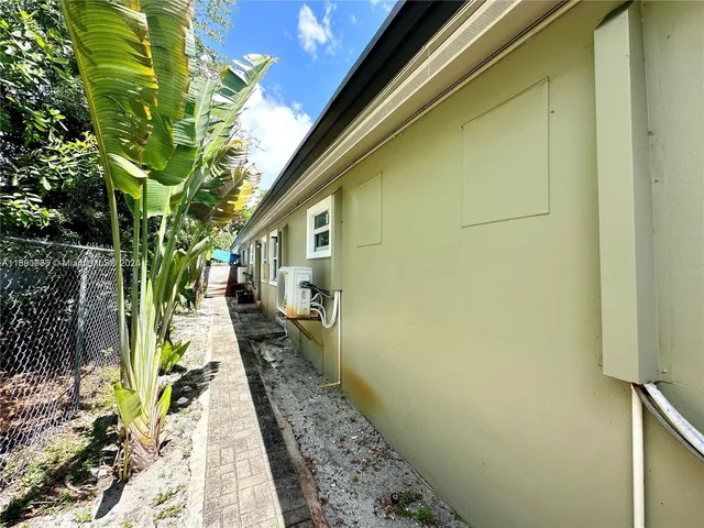 $1,475 | 1201 Northeast 5th Avenue, Unit 4, Fort Lauderdale, FL 33304