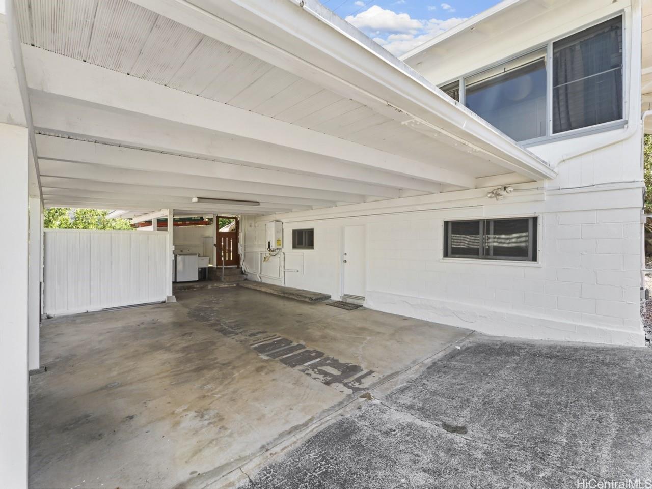 3470 Kalua Road Honolulu, HI 96816 - Photo 17 of 25 Gallery Image 17