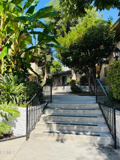 $2,300 | 2750 Piedmont Avenue, Unit 29, Montrose, CA 91020