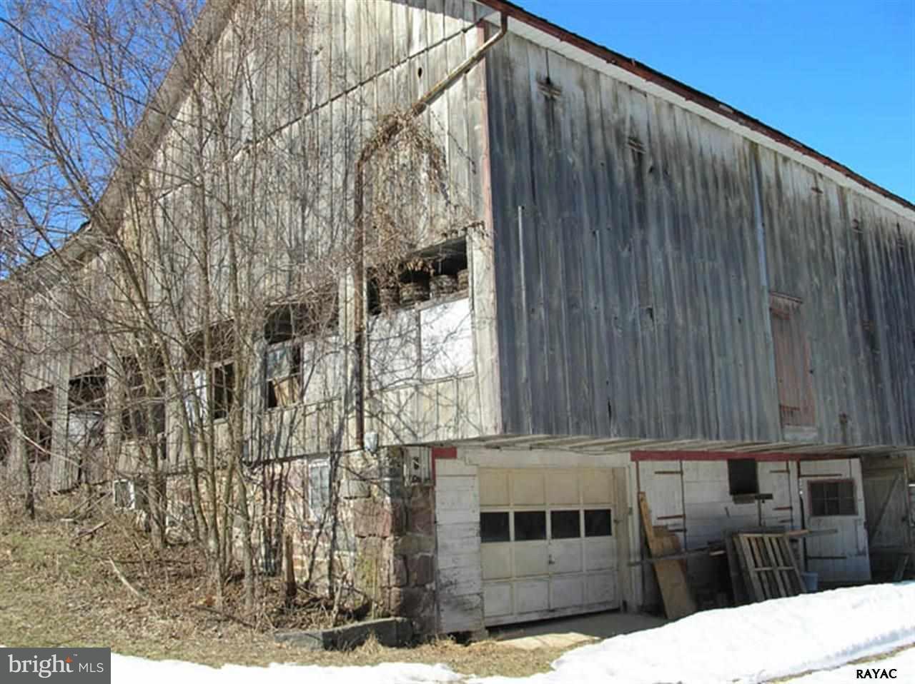 355 Long Road Mount Wolf, PA 17347 - Photo 2 of 8 Gallery Image 2