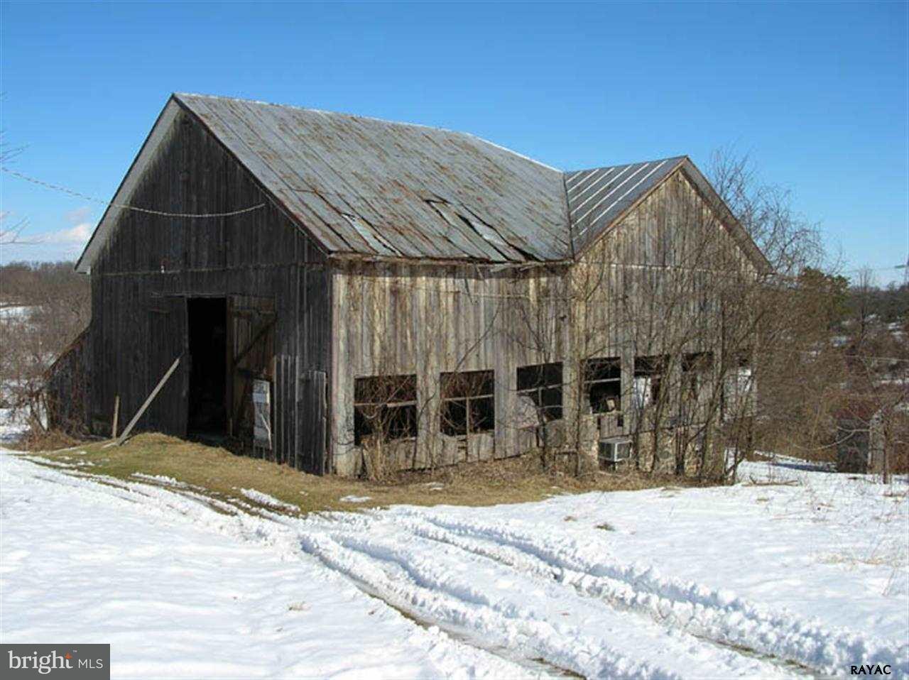 355 Long Road Mount Wolf, PA 17347 - Photo 3 of 8 Gallery Image 3