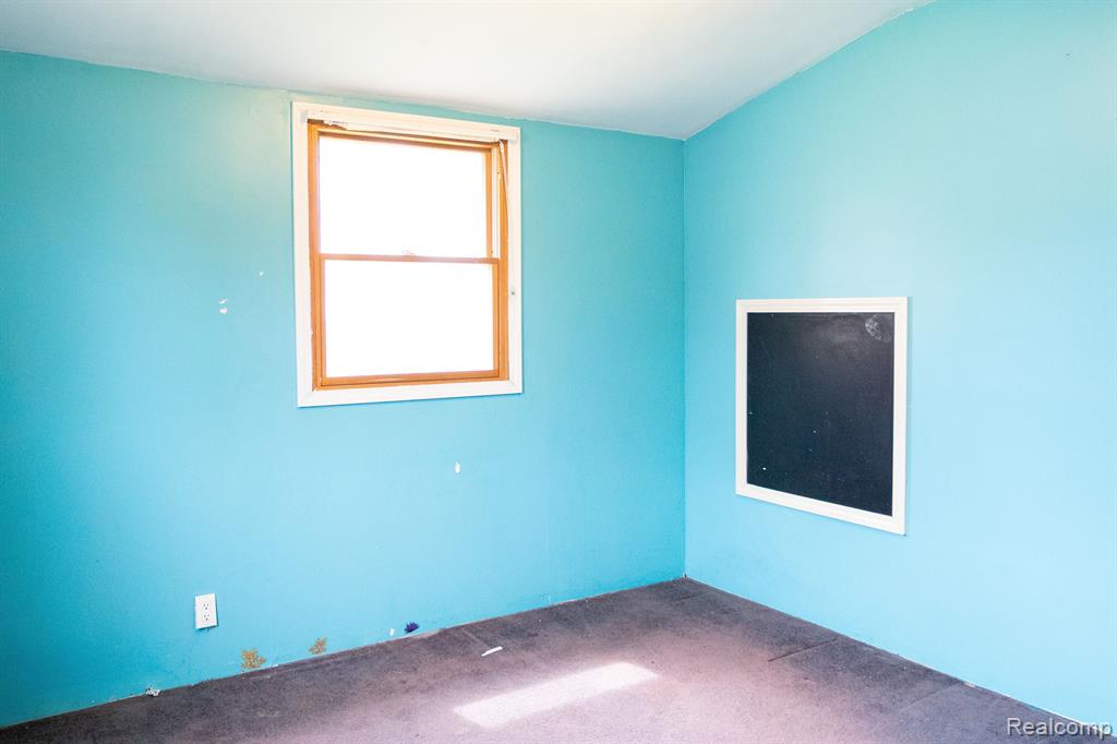 1772 Scheifle Road Walled Lake, MI 48390 - Photo 11 of 17 Gallery Image 11