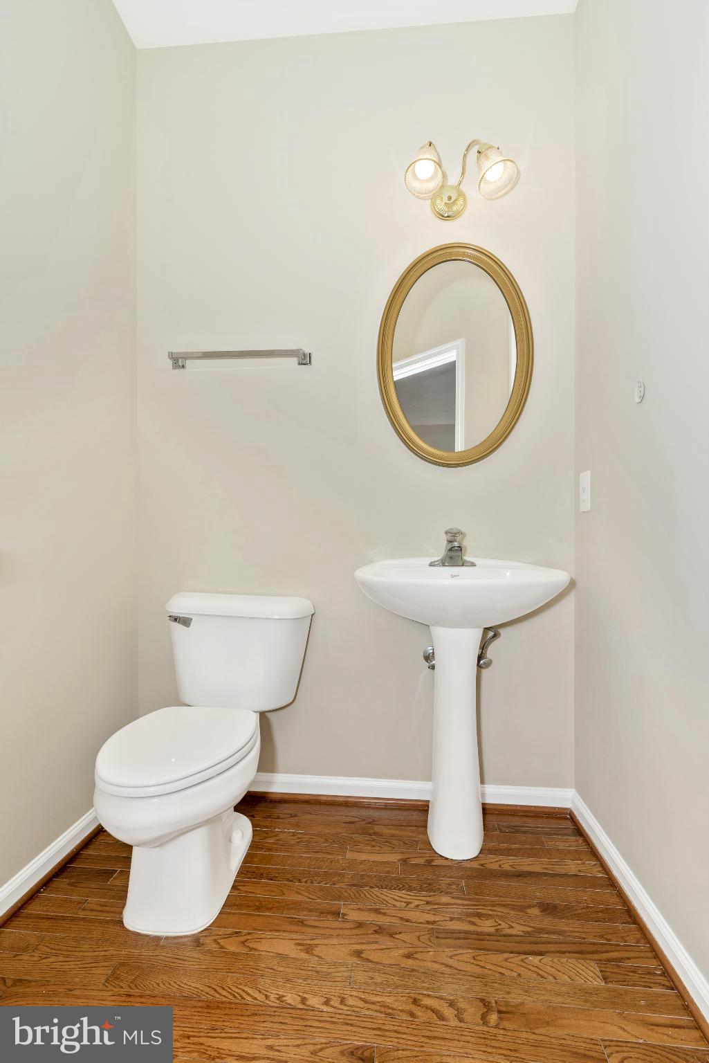 1816 Weybridge Road Frederick, MD 21702 - Photo 12 of 30 Bath