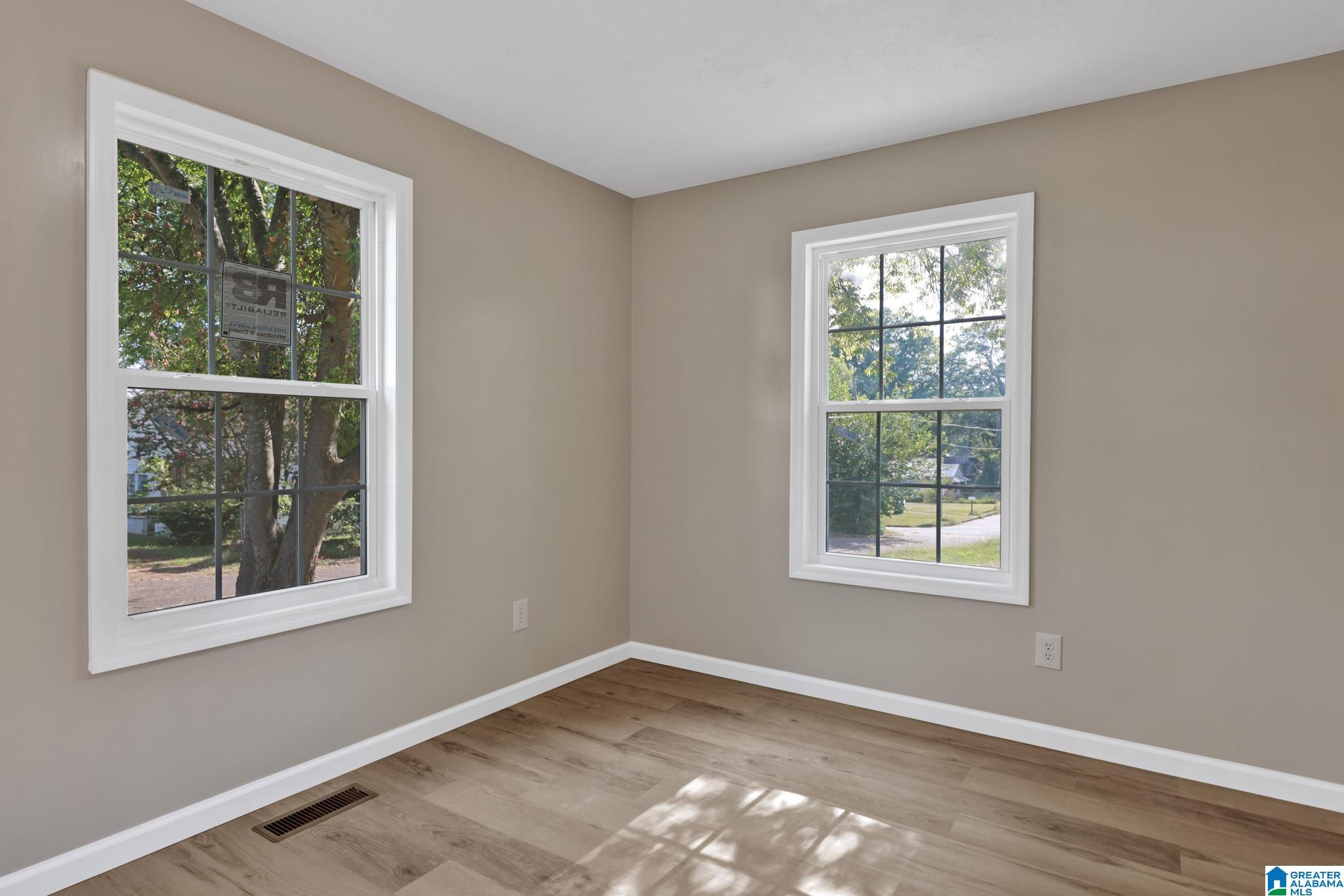 405 Goodwin Circle Anniston, AL 36207 - Photo 15 of 27