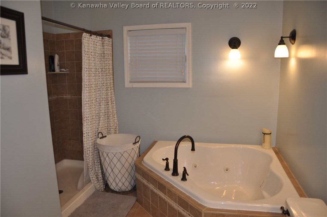 675 Country Estates Road Danville, WV 25053 - Photo 23 of 48 Gallery Image 23