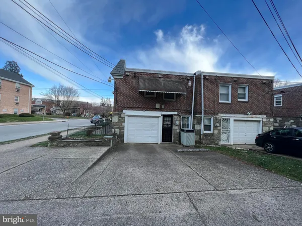 a view of a car garage of a house
