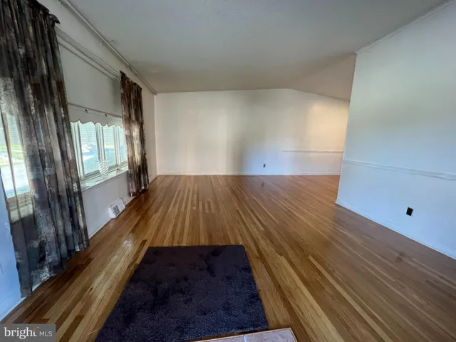 $2,300 | 1053 East Sydney Street, Philadelphia, PA 19150