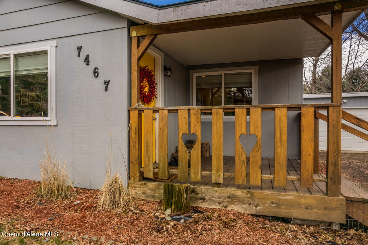 7467 Wells Street Bonners Ferry, ID 83805 - Photo 6 of 25 7467WellsSt006