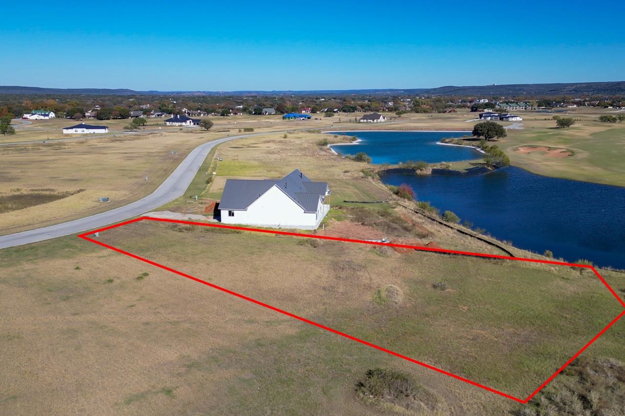 220 Sandia Loop Kingsland, TX 78639 - Photo 2 of 7 view of an ocean