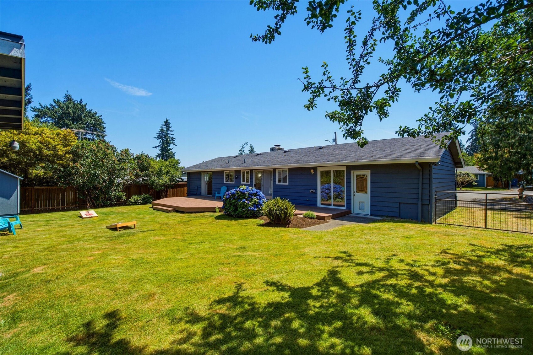 105 161st Street Southeast Bothell, WA 98012 - Photo 37 of 40