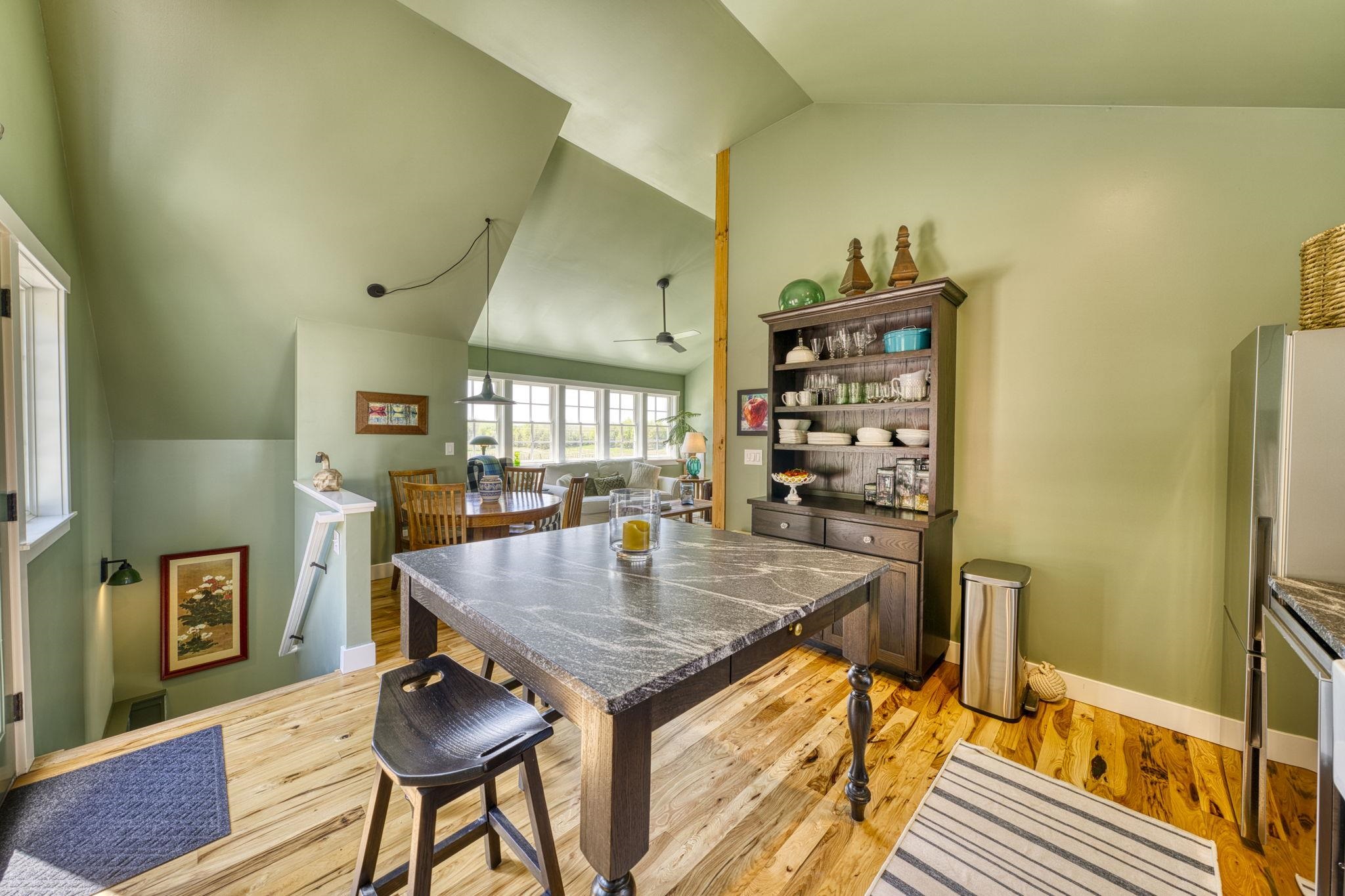 2494 North Setterbo Road Suttons Bay, MI 49682 - Photo 23 of 61 1934024-8037265b-ea17-4fbd-a30d-cd1602cdae4e.JPG