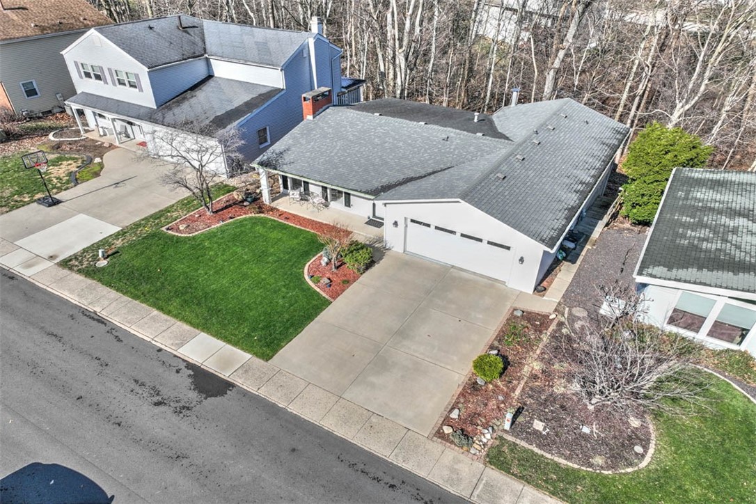 337 Hackberry Place Decatur, IL 62521 - Photo 4 of 36 Gallery Image 4