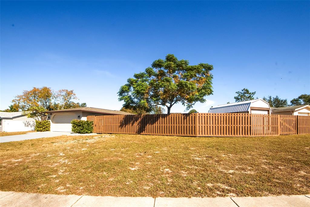 5018 School Road New Port Richey, FL 34653 - Photo 5 of 37 Gallery Image 5