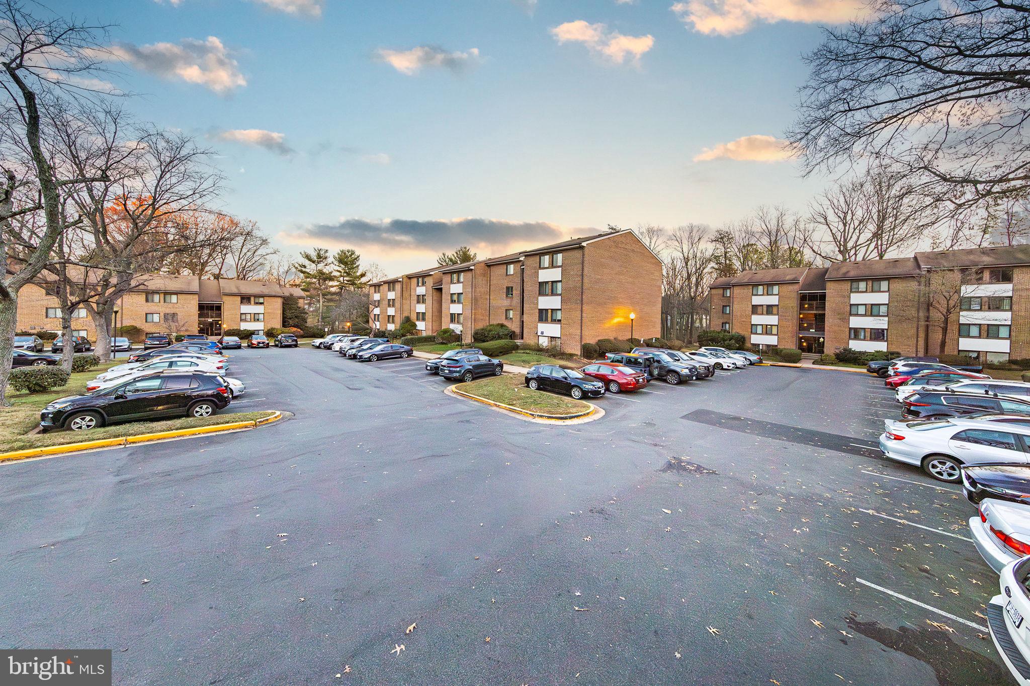 1427 Northgate Square, Unit 27/1A Reston, VA 20190 - Photo 25 of 33 Gallery Image 25