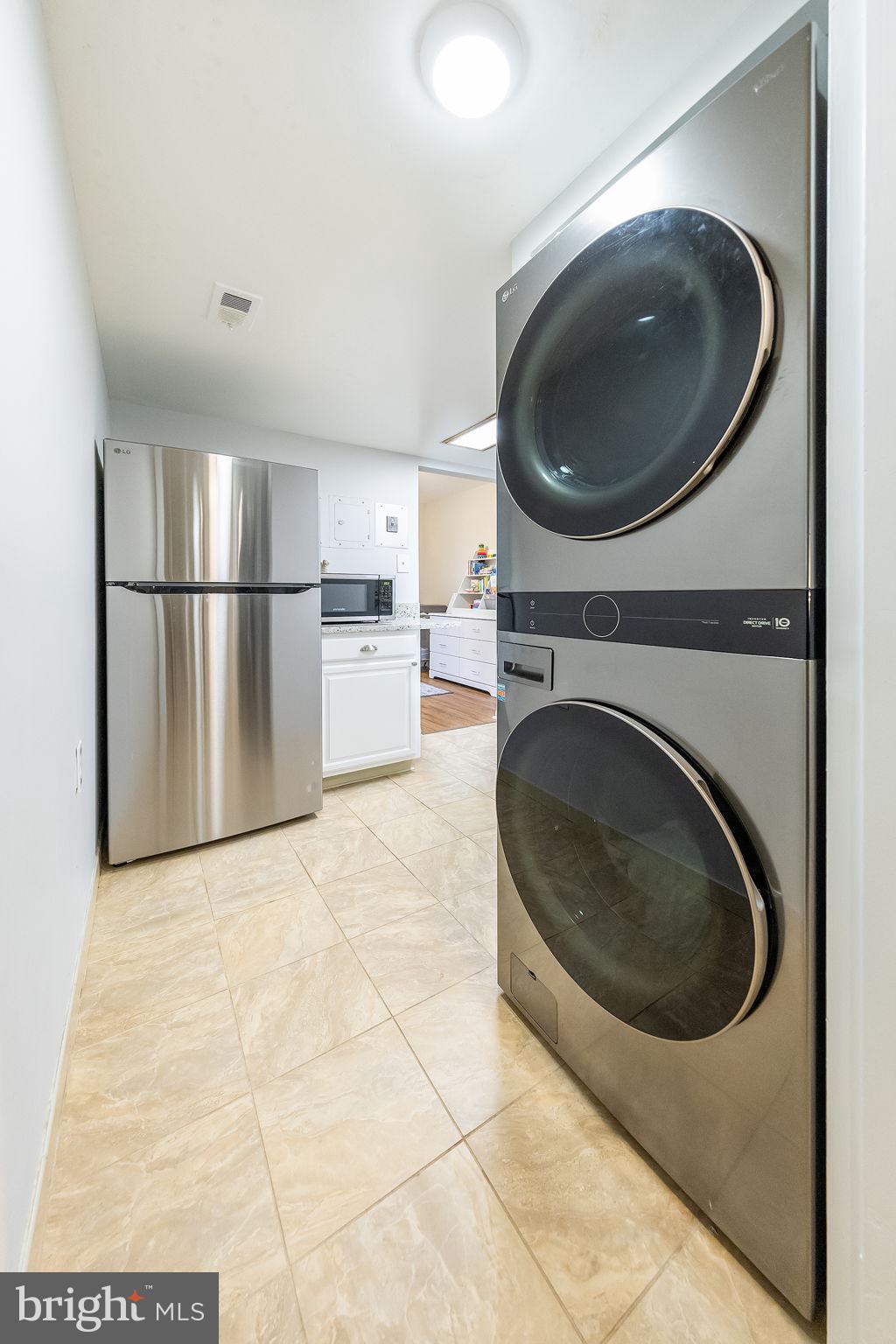 1427 Northgate Square, Unit 27/1A Reston, VA 20190 - Photo 6 of 33 Gallery Image 6