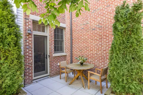 $2,300,000 | 15 Church Street, Unit 41, Sag Harbor, NY 11963