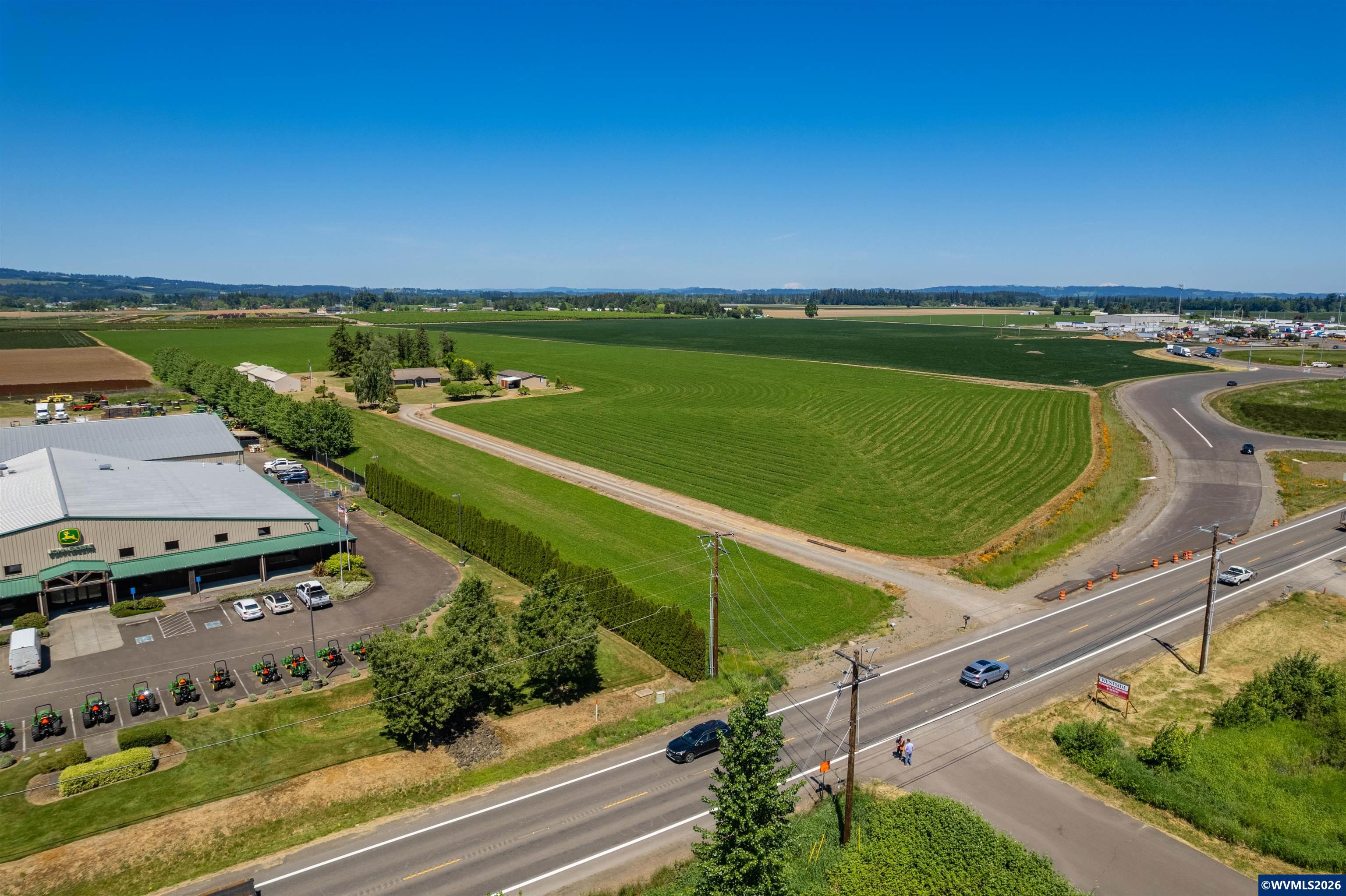 12033 Ehlen Road Northeast Aurora, OR 97002 - Photo 2 of 4