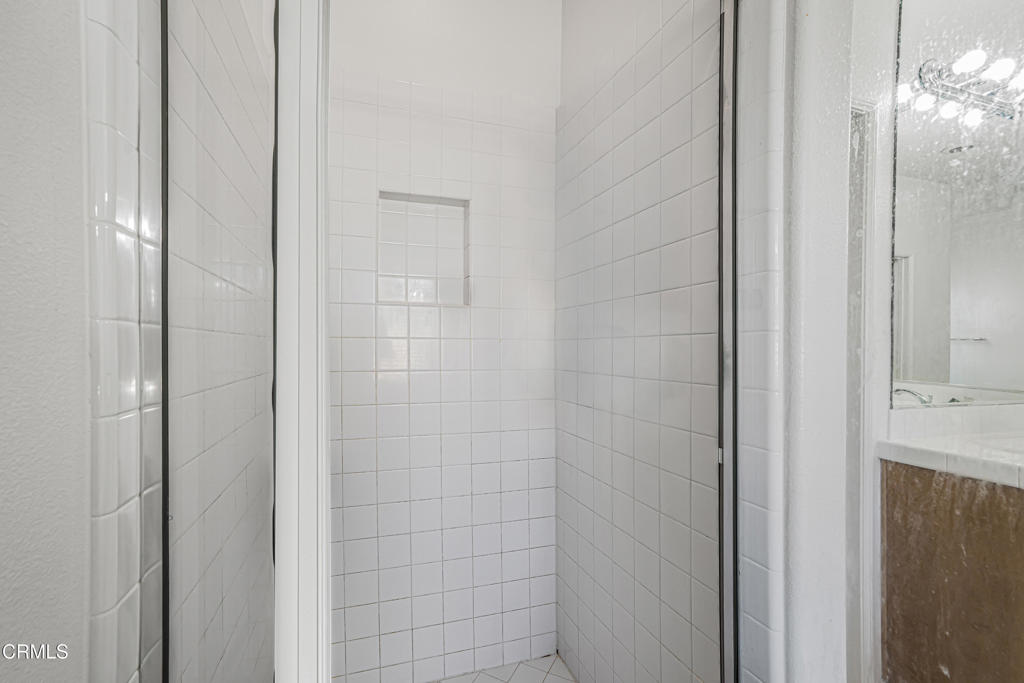 2916 Esperanza Way, Unit F Simi Valley, CA 93063 - Photo 13 of 30