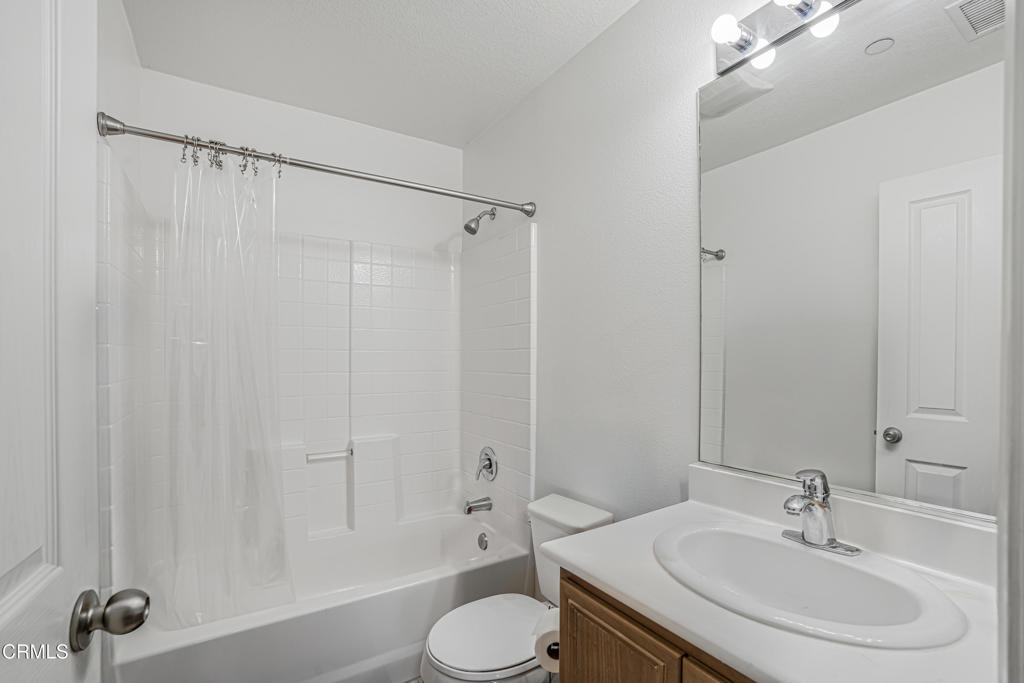 2916 Esperanza Way, Unit F Simi Valley, CA 93063 - Photo 21 of 30