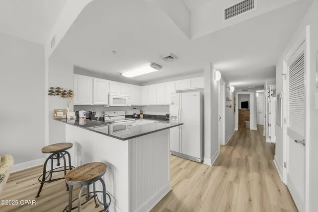 $3,000 | 15817 Front Beach Road, Unit 11607, Panama City Beach, FL 32413