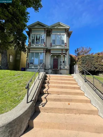 $1,850 | 1705 Linden Street, Oakland, CA 94607