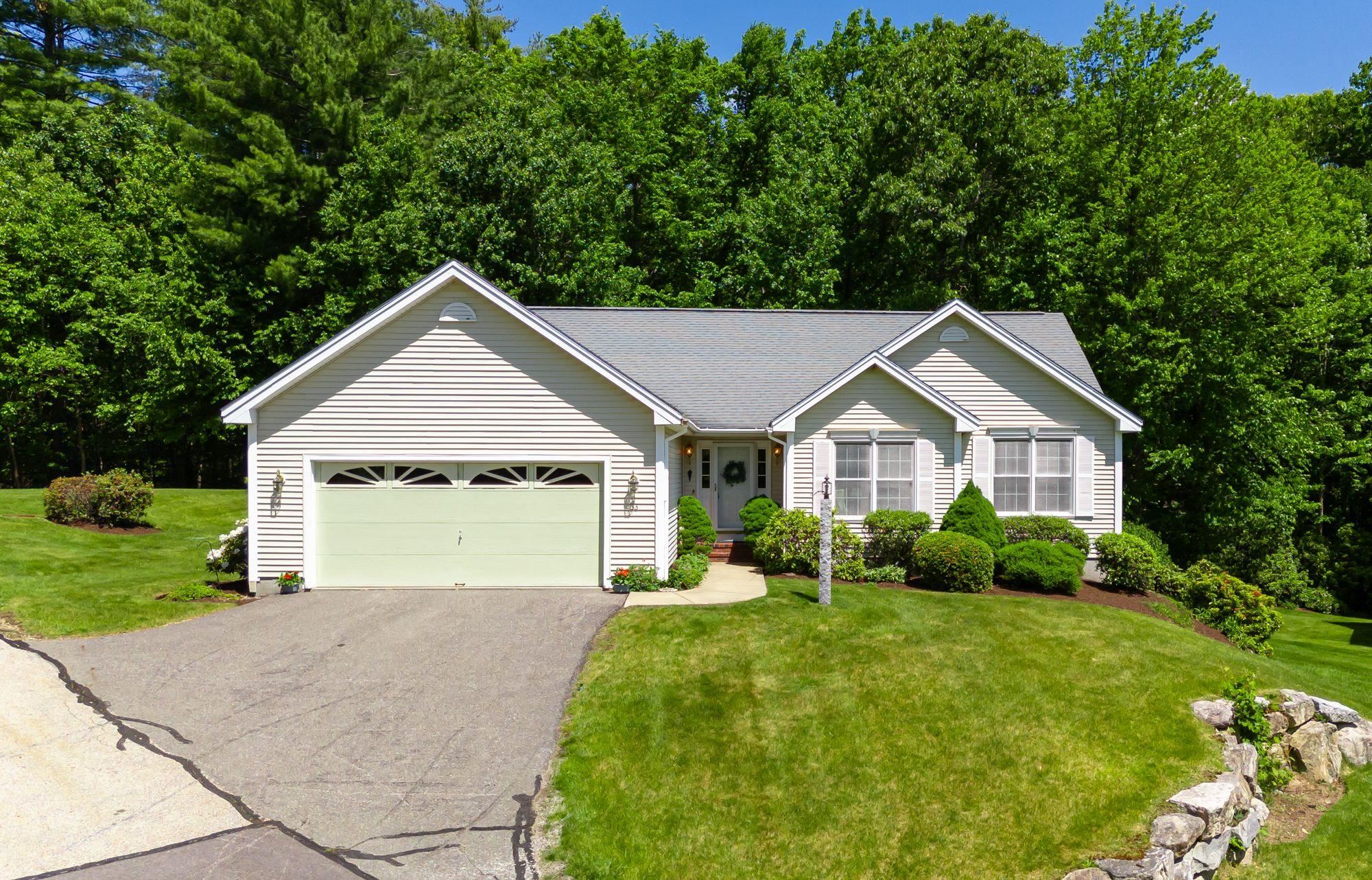 33 Josiah Bartlett Road Amherst, NH 03031 - Photo 1 of 30