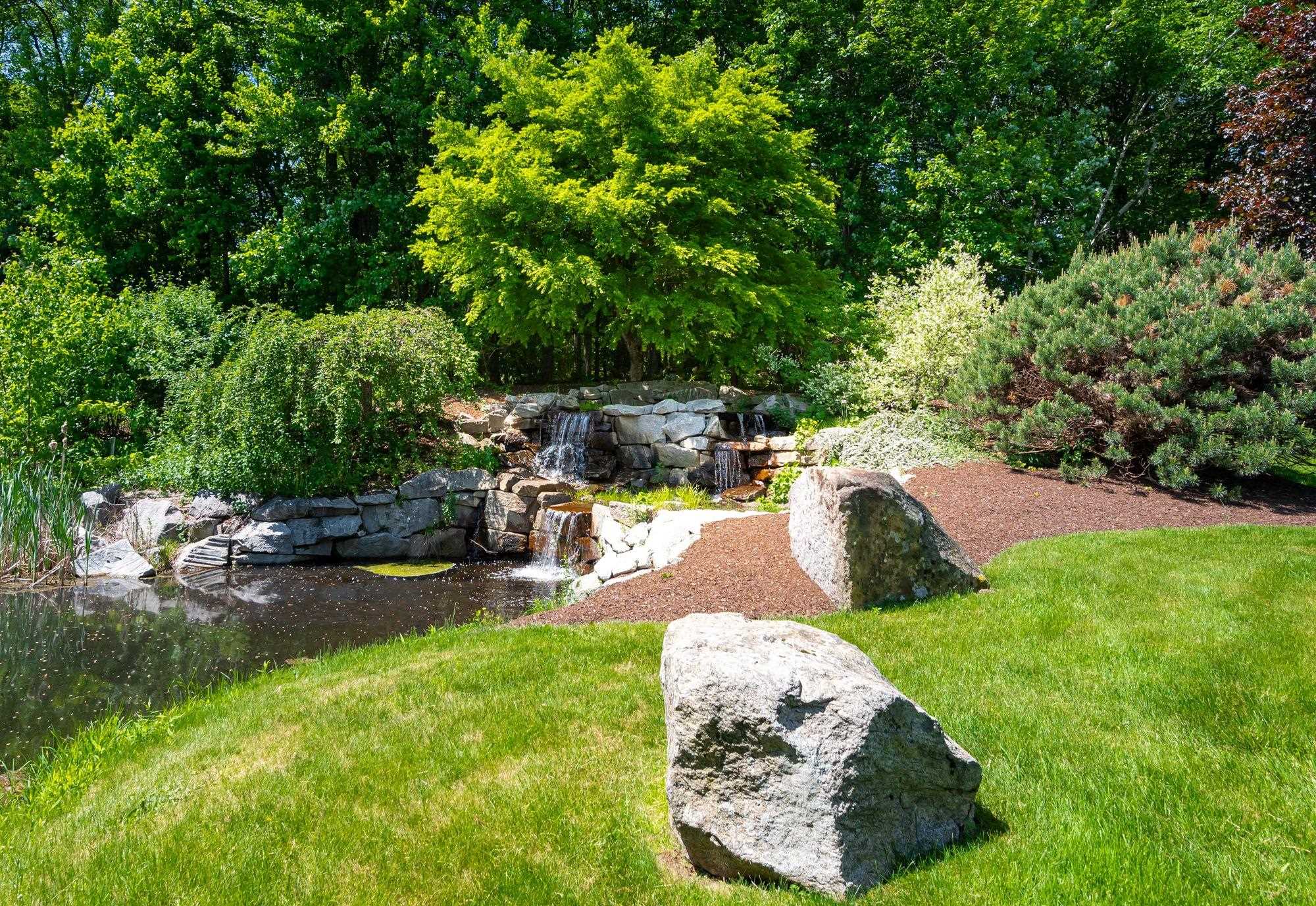 33 Josiah Bartlett Road Amherst, NH 03031 - Photo 22 of 30
