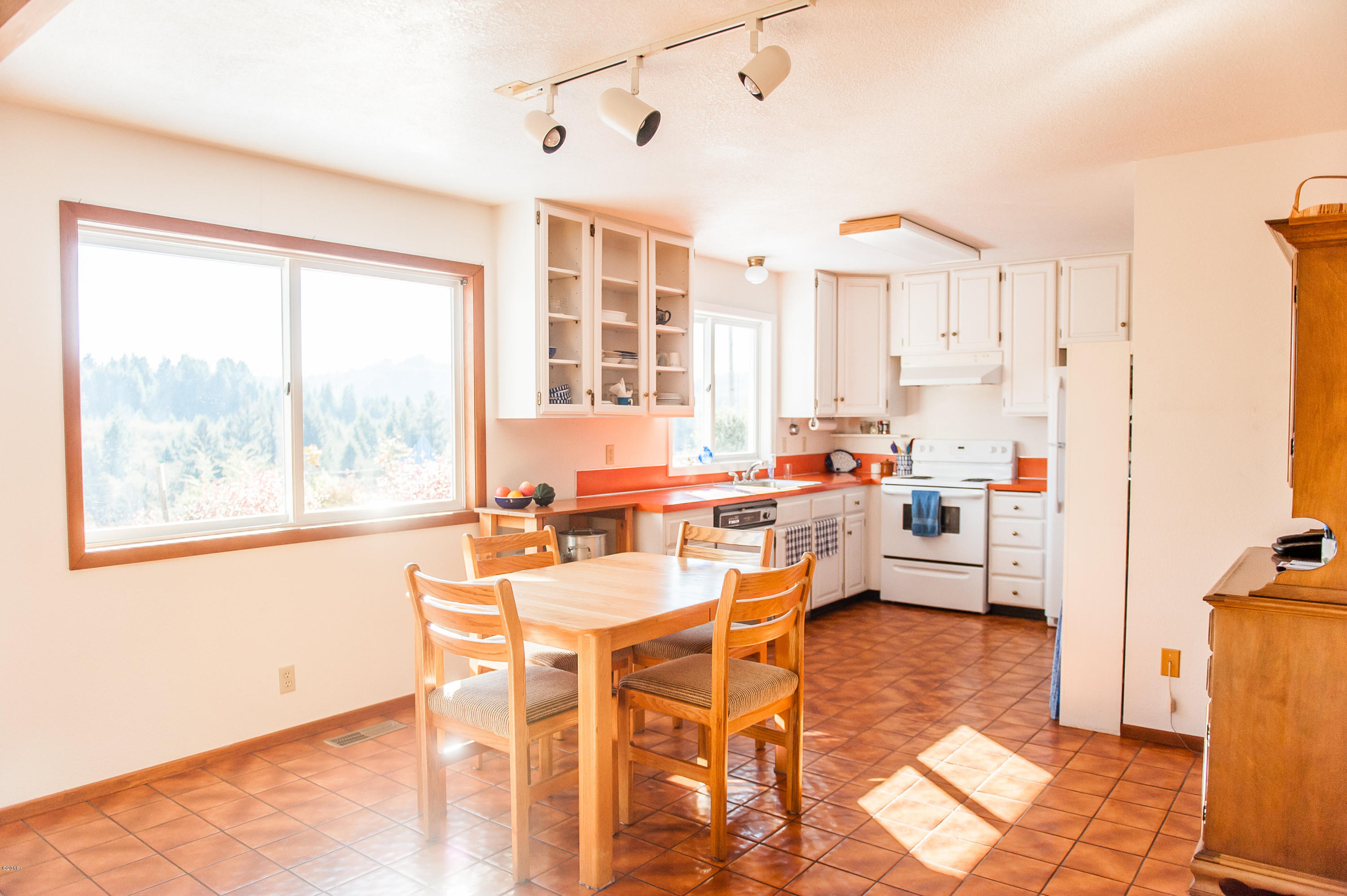 19700 Blanchard Road Cloverdale, OR 97112 - Photo 23 of 38 IDP-Xiomara Gard - Imago Dei Photography