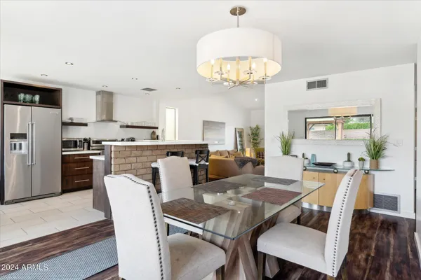 $3,795 | 3736 East Glenrosa Avenue, Phoenix, AZ 85018