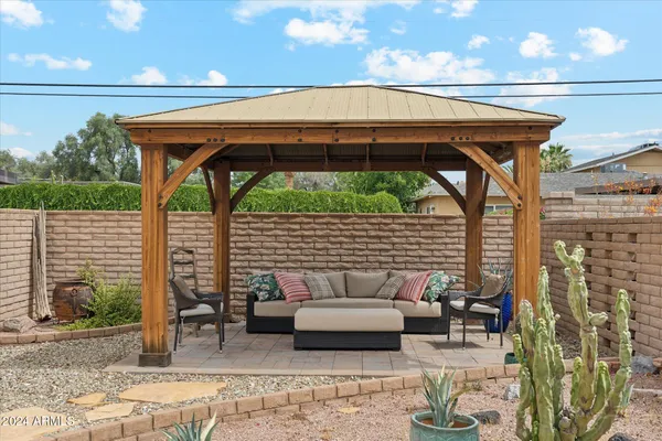 $3,795 | 3736 East Glenrosa Avenue, Phoenix, AZ 85018