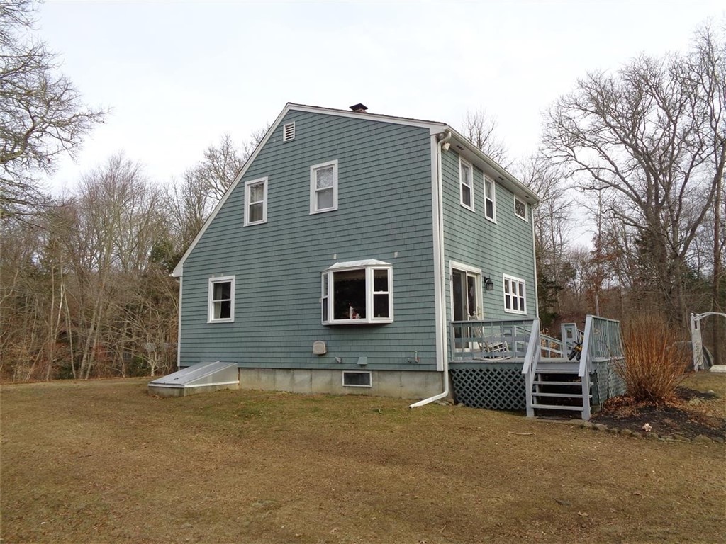 164 Stony Hollow Road Tiverton, RI 02878 - Photo 2 of 7