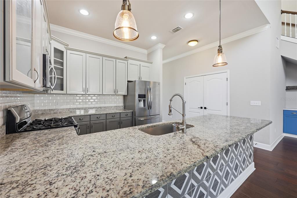 2744 Southwest 118th Terrace Gainesville, FL 32608 - Photo 8 of 48