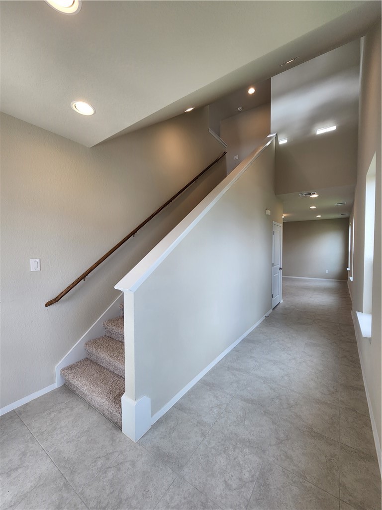 11400 Milano Drive Austin, TX 78747 - Photo 3 of 38