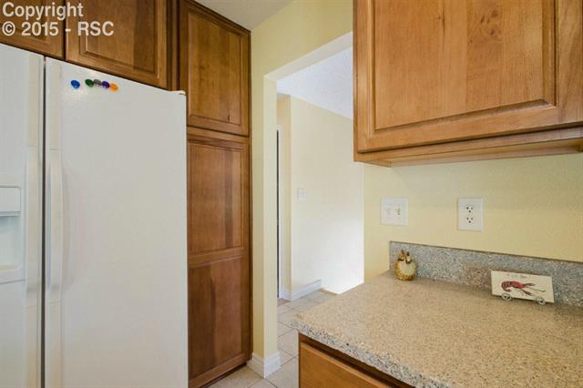 5120 Rocking R Drive Colorado Springs, CO 80915 - Photo 6 of 36