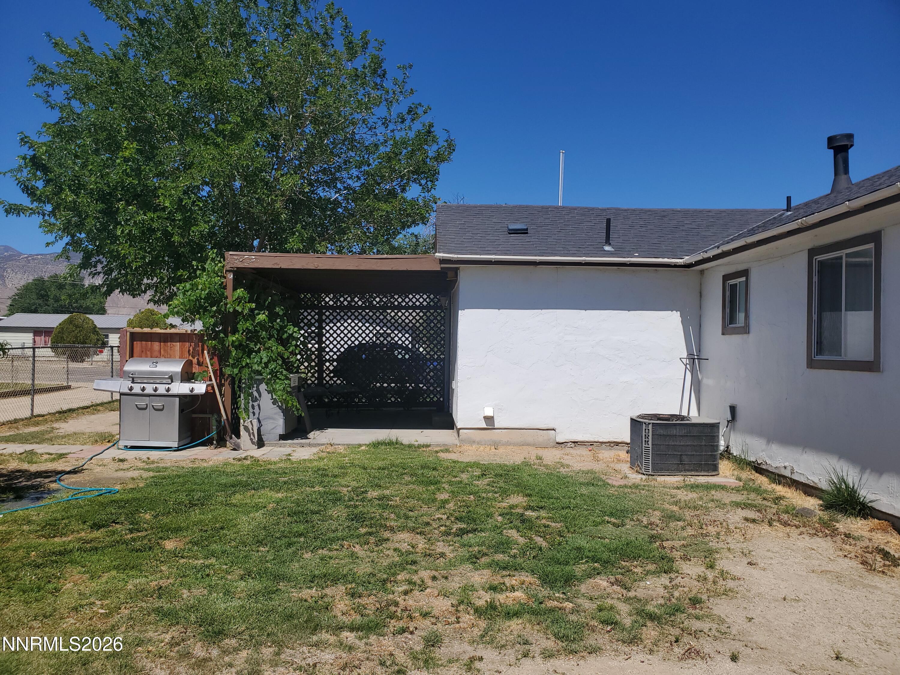 950 H Street Hawthorne, NV 89415 - Photo 6 of 20 20260611_103047