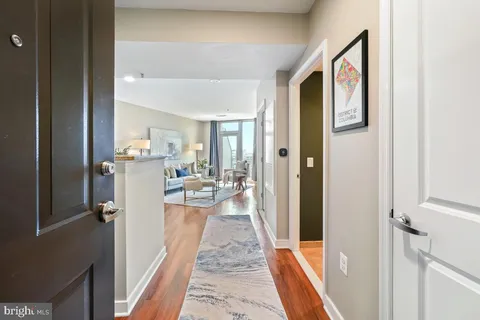 $519,000 | 555 Massachusetts Avenue Northwest, Unit 1419, Washington, DC 20001