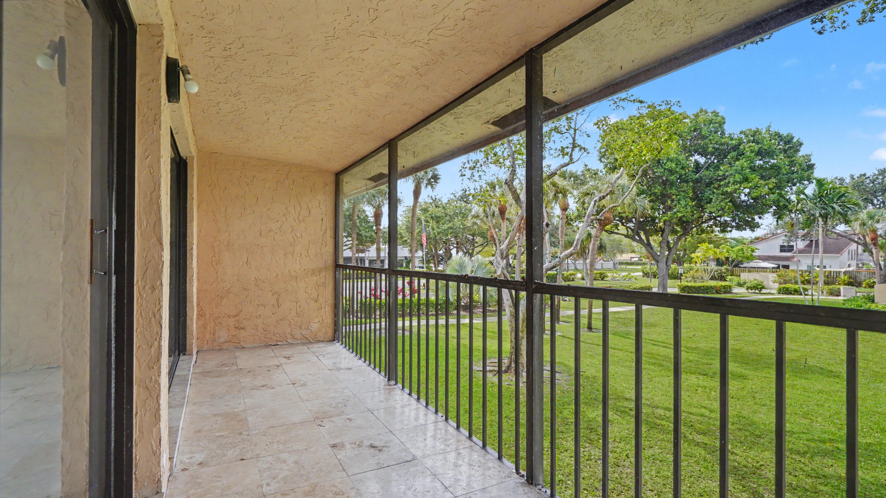 3939 Northeast 5th Avenue, Unit A201 Boca Raton, FL 33431 - Photo 30 of 44 DSC08843