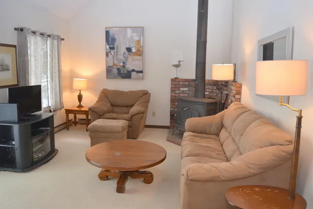 $2,000 | 64 Pintail Knob, Unit KNOB, Grantham, NH 03753