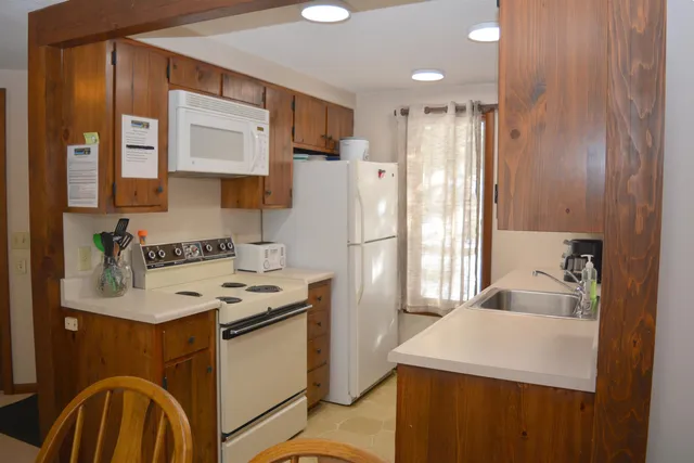 $2,000 | 64 Pintail Knob, Unit KNOB, Grantham, NH 03753