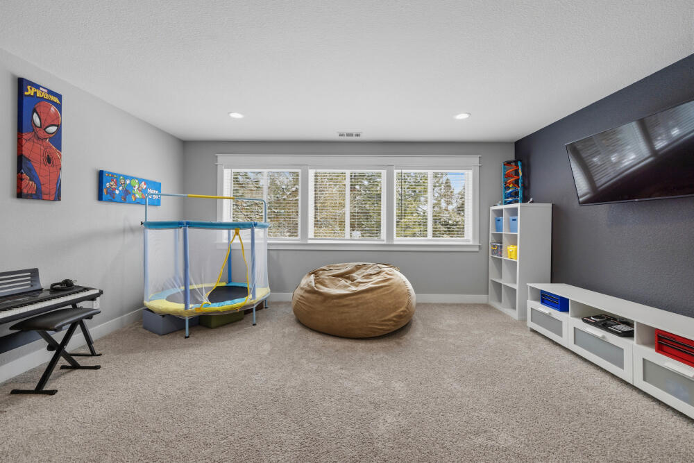 9536 Kestrel Road Klamath Falls, OR 97601 - Photo 47 of 78
