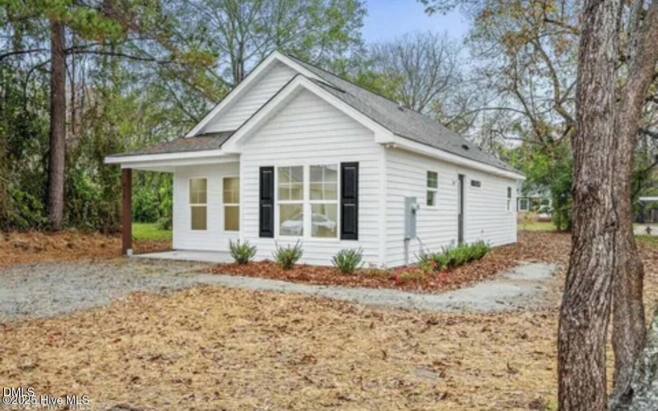 1220 West Blackman Road Dunn, NC 28334 - Photo 2 of 22 IMG_5837